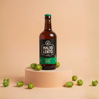 bottiglia di birra artigianale chiara english ipa