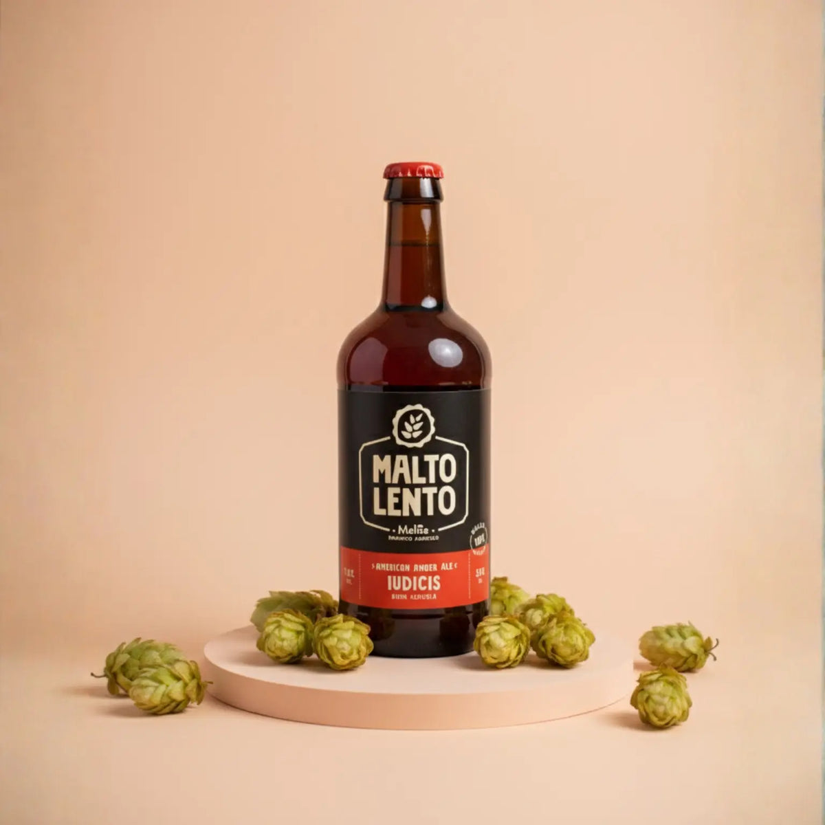 bottiglia di birra ambrata italiana di qualità