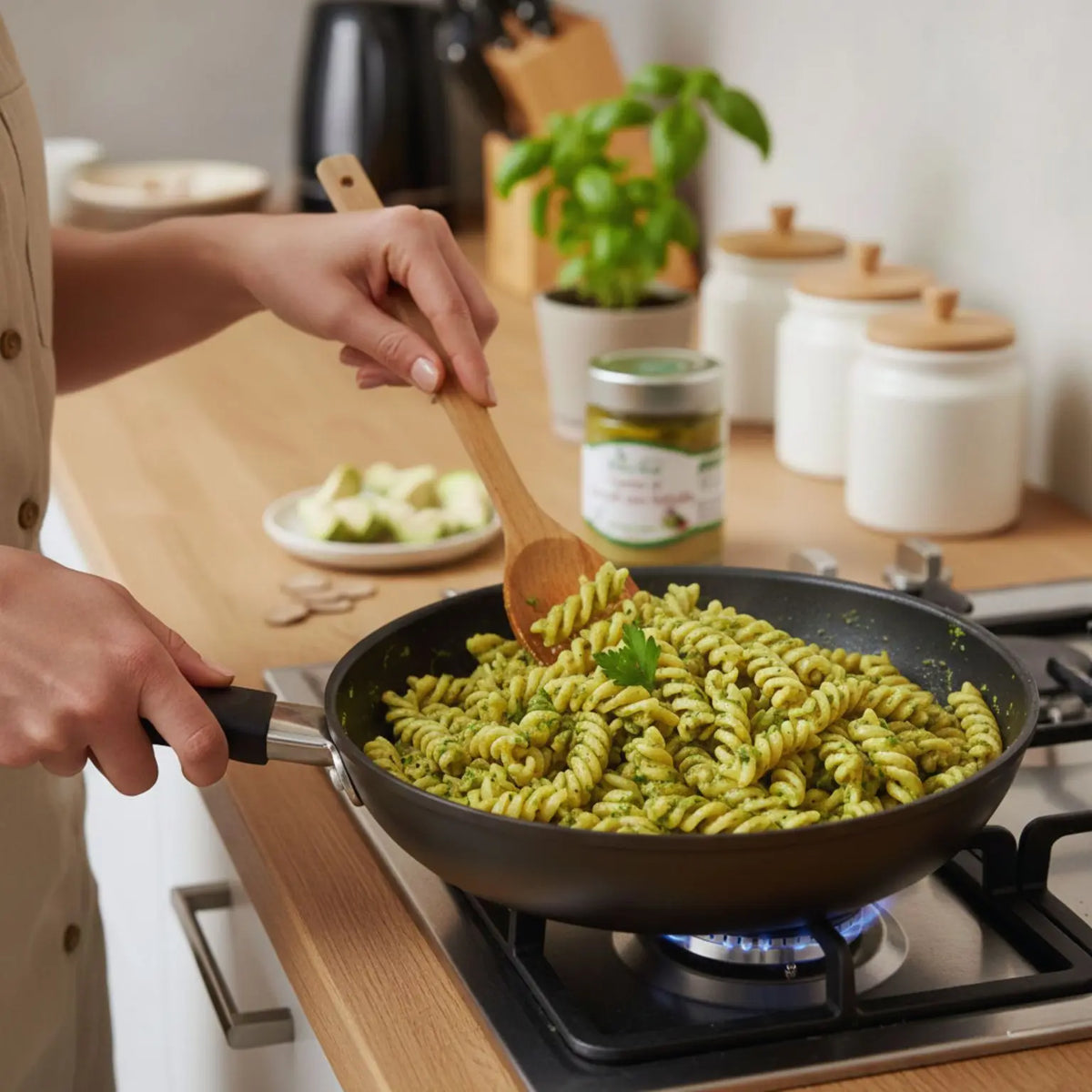pasta di grano senatore cappelli artigianale e crema di carciofi e tartufo nero