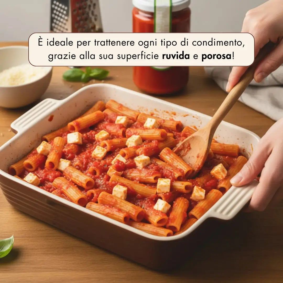 rigatoni di grano duro senatore cappelli ideali per trattenere ogni tipo di condimento grazie alla loro superficie ruvida e porosa.